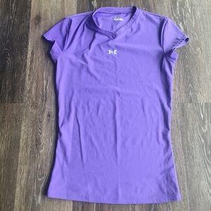 Girls size small under armour shirt